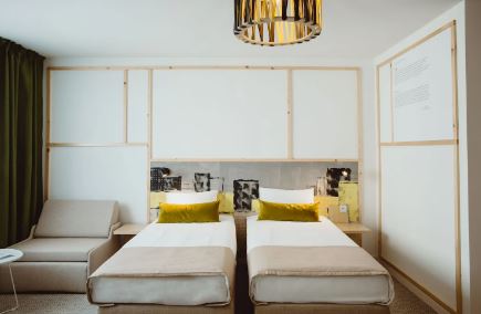 Get pregnant in our hotels and receive rewards